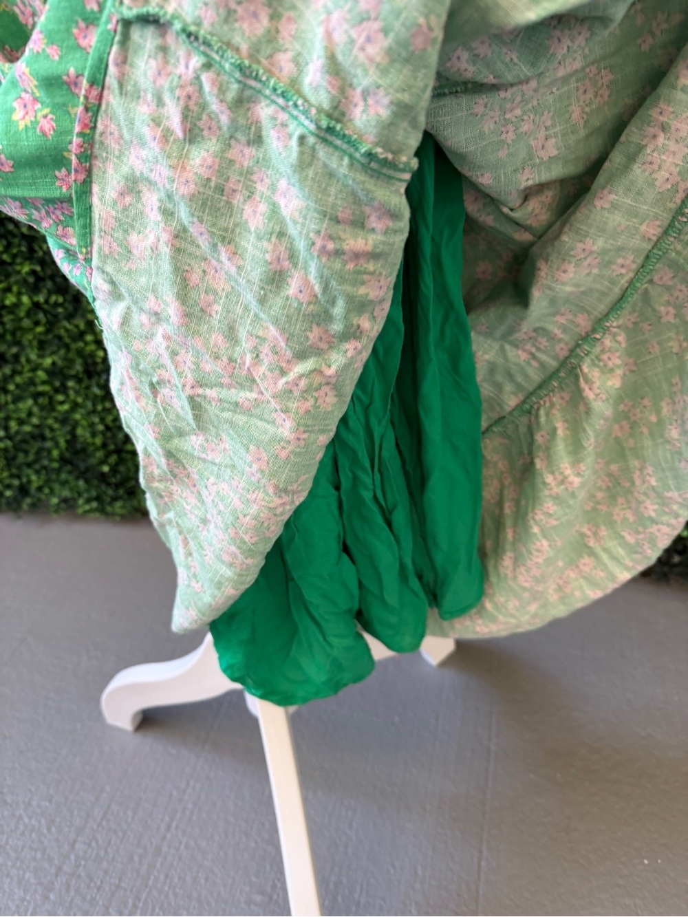 Draper James Green Dress with Pink Floral Trim - Picture 7 of 9